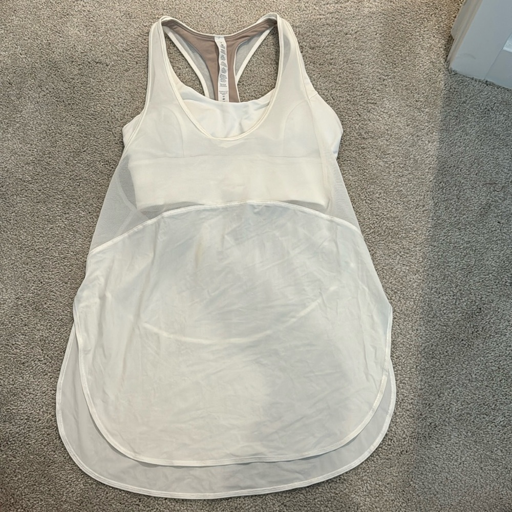 Lululemon tank top with built in sports bra